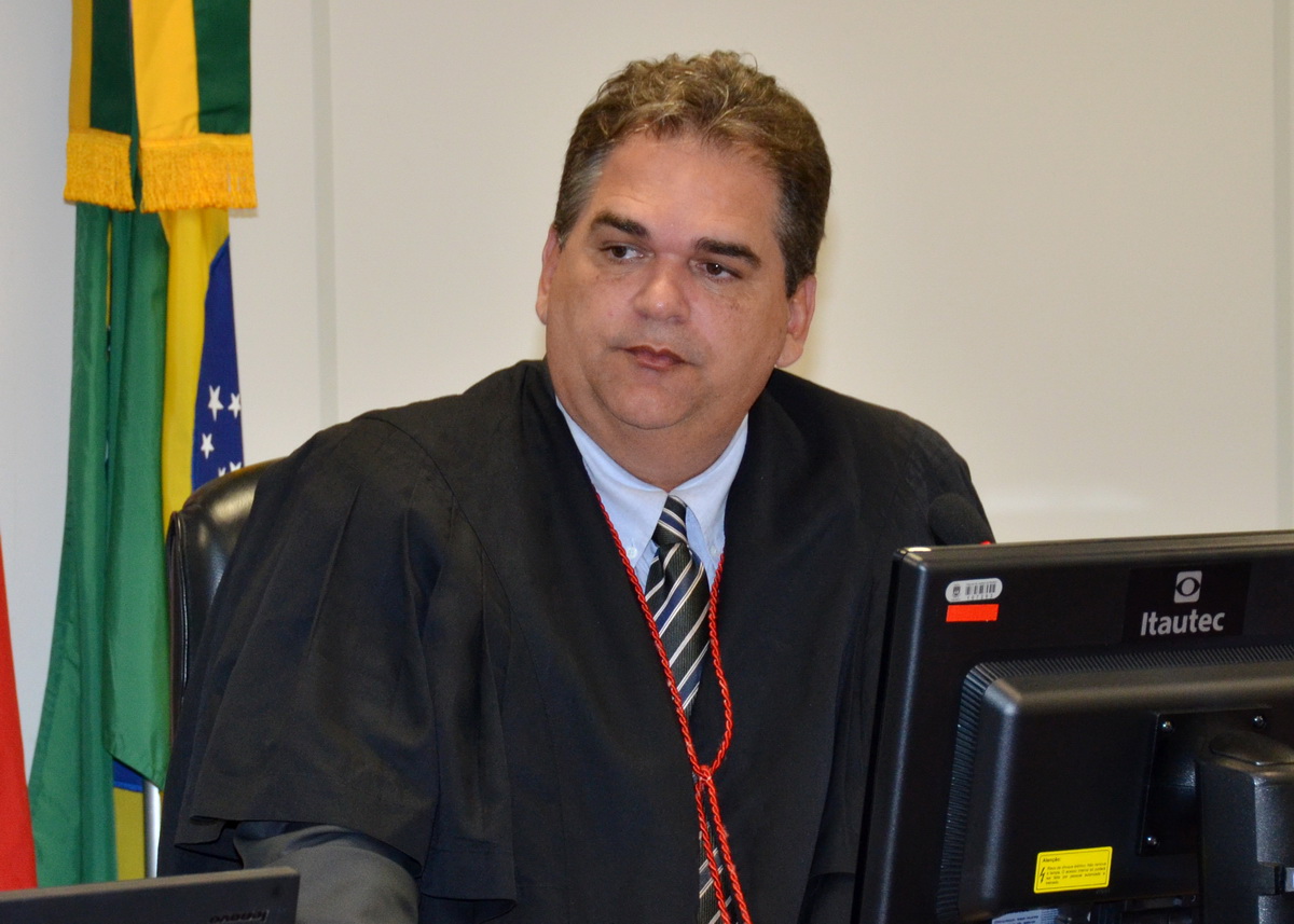 Desembargador Fred Coutinho acatou ao pdido de habeas corpus da defesa.