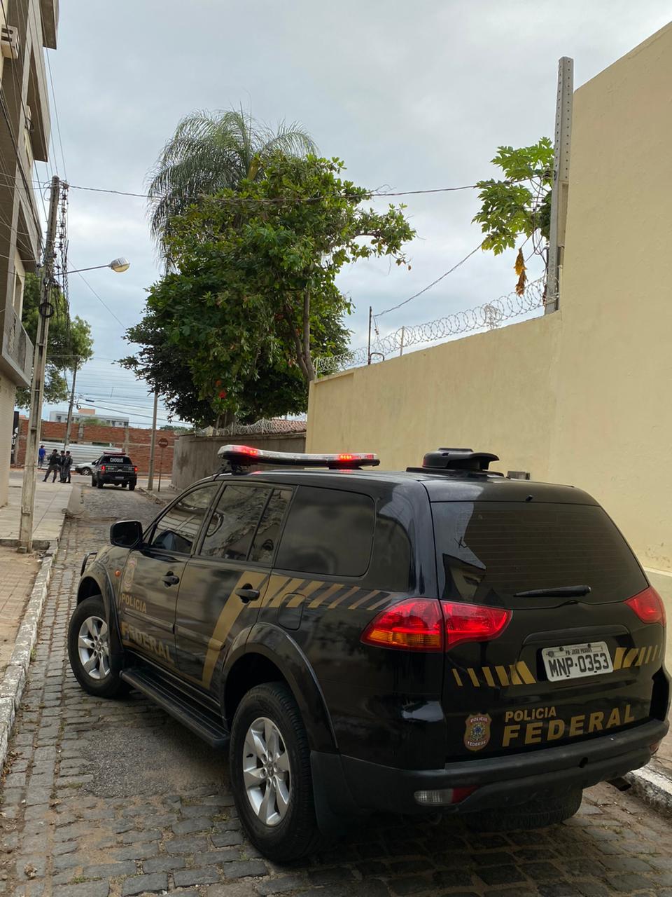 Polícia Federal cumpre mandados em Cajazeiras.