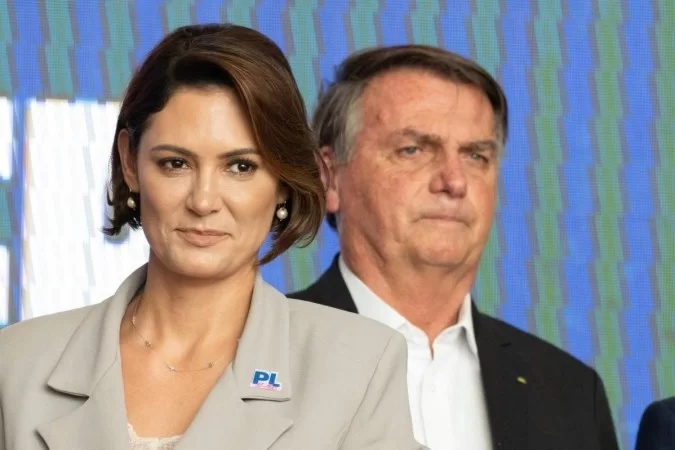 Michelle Bolsonaro rejeitou qualquer proximidade a Mauro Cid - Foto: Estadão