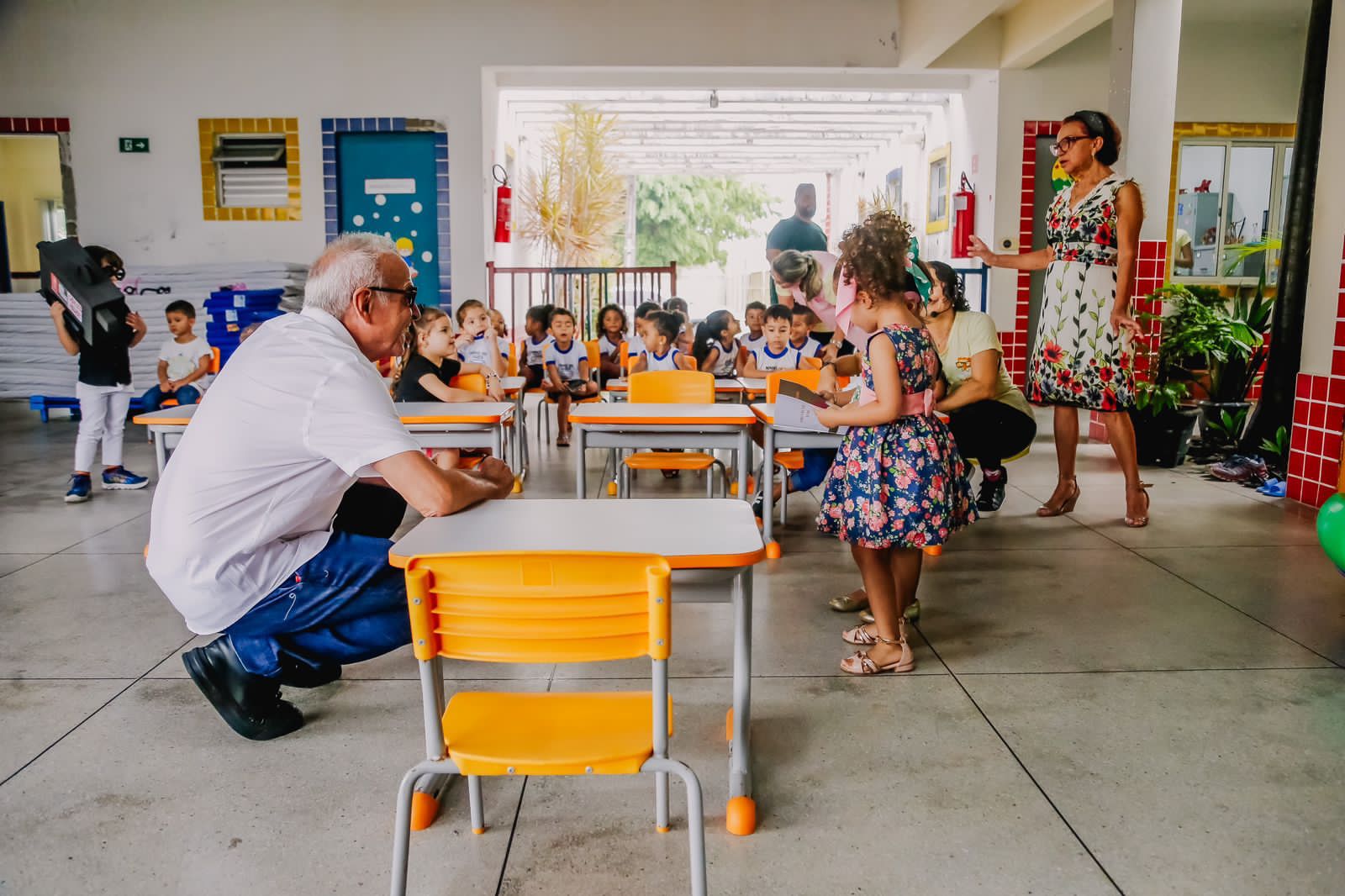 Prefeito visitou o CMEI Edileuza Maria em Mangabeira - Foto: Reprodução