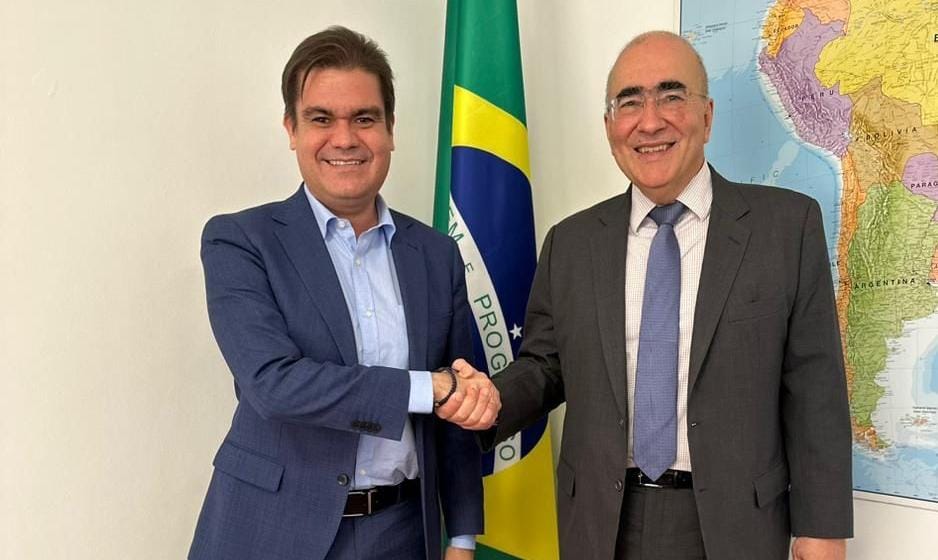 Em reunião com o embaixador Mersinho discutiu fortalecimento da exportação de camarão - Foto: Reprodução