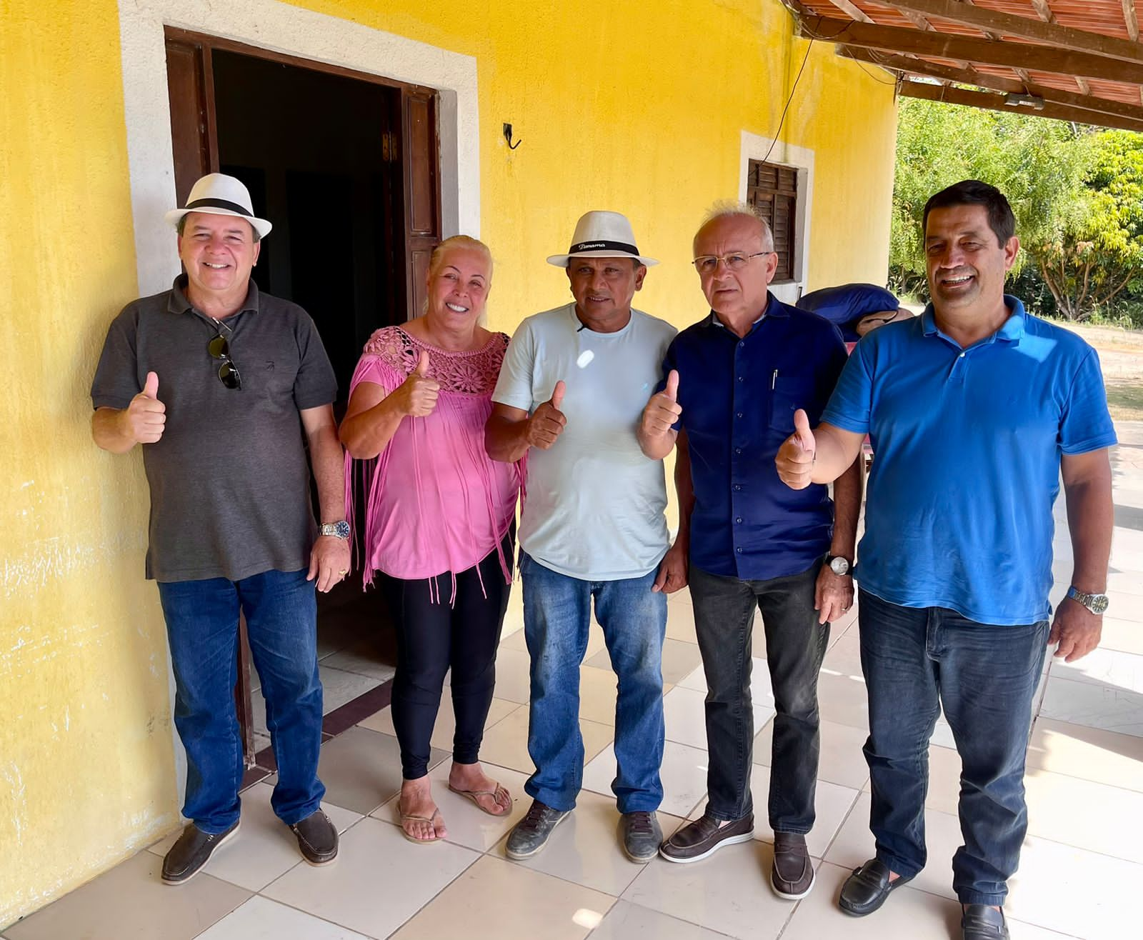 Oposição se reuniu na casa do vereador Luzimar Nunes - Foto: Reprodução