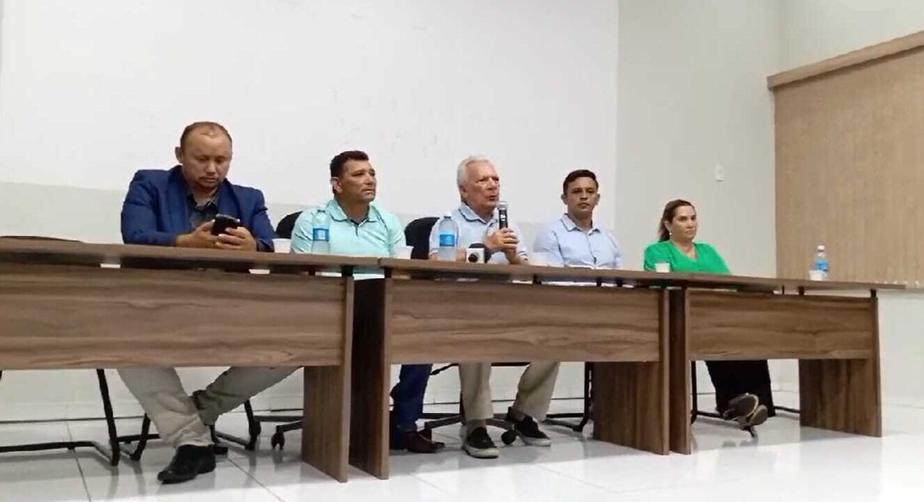 José Aldemir anunciou Neguinho do Mondrean como seu pré-candidato à prefeitura - Foto: Fonte 83