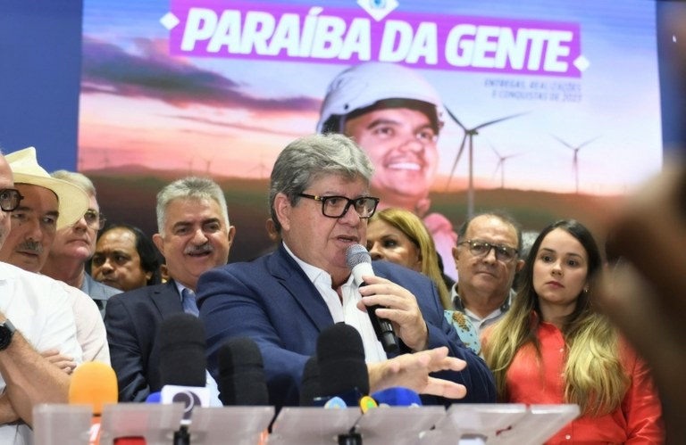 João Azevêdo apresentou balanço das ações do governo em 2023 - Foto: Reprodução