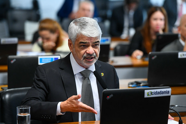 Humberto Costa apresentou motivos do PT para suspender prévias em JP - Foto: Marcos Oliveira/Agência Senado