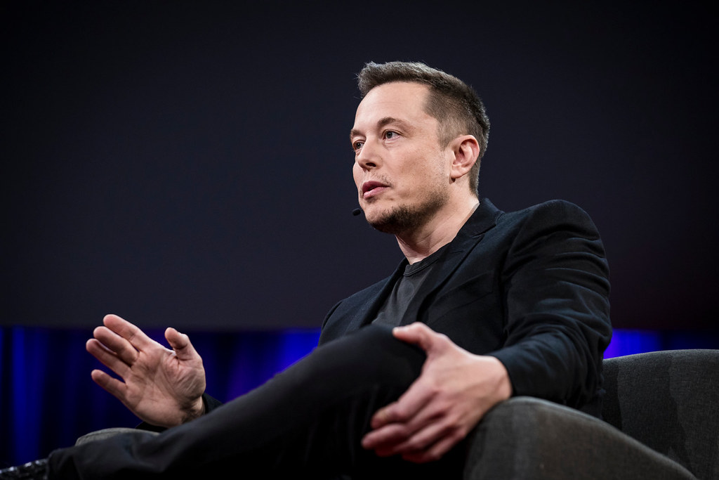 Congresso norte-americano indica que rede social de Elon Musk vem sofrendo com censura no Brasil - Foto: Bret Hartman / TED