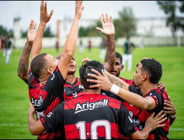 Sousa perde do Atlético-CE e se complica na Série D