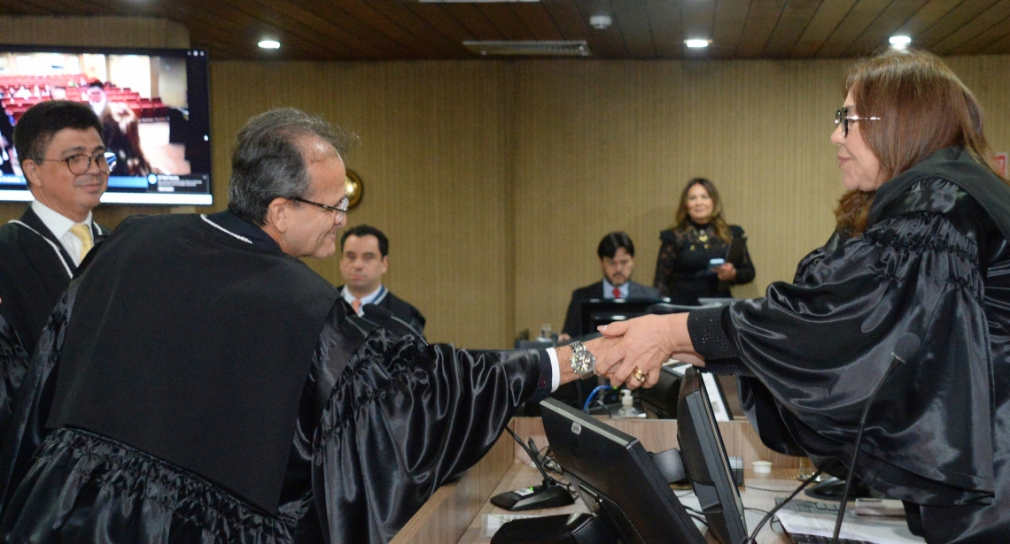 Juiz Sivanildo Torres toma posse no Tribunal Regional Eleitoral da Paraíba