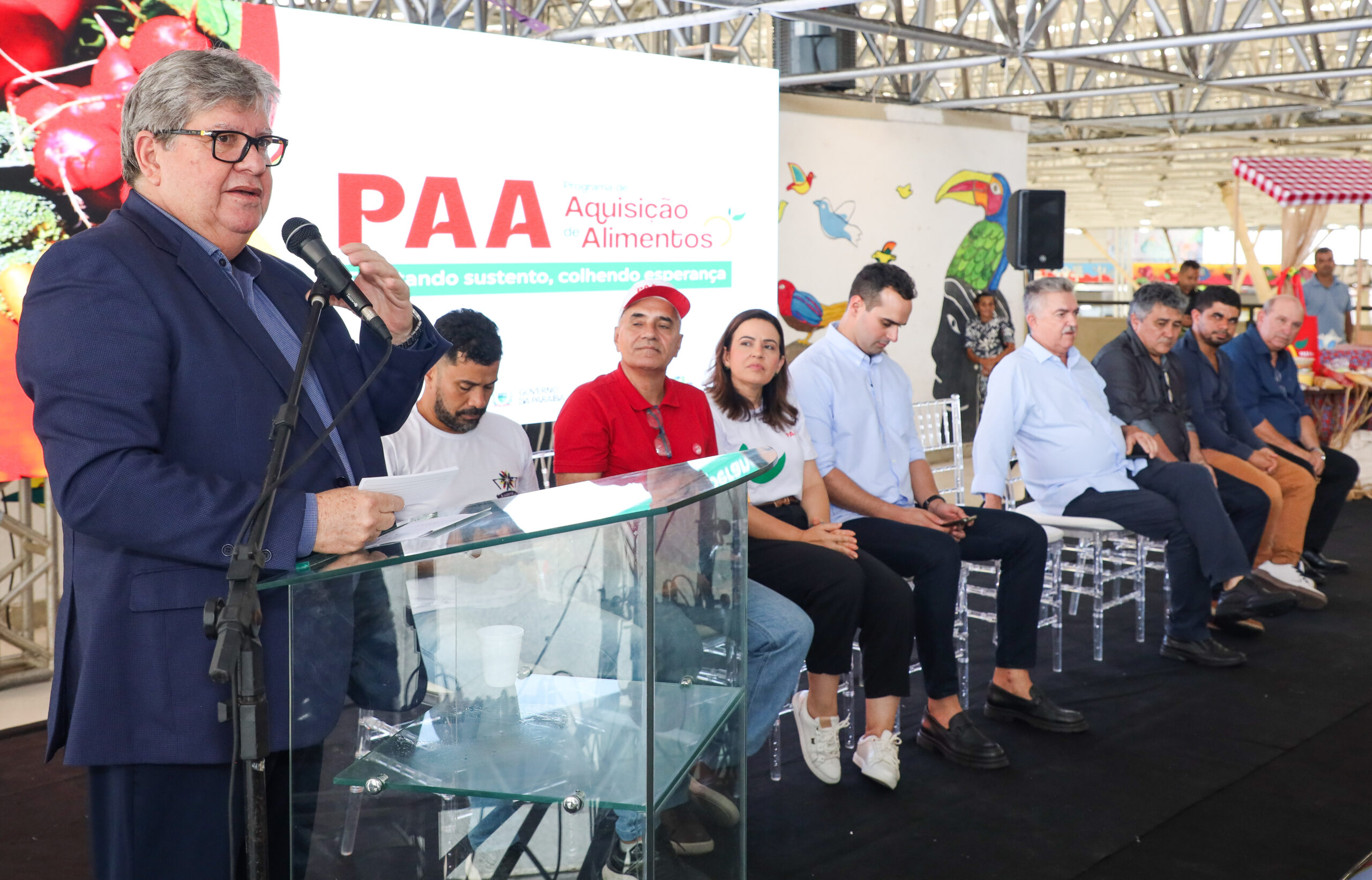 João Azevêdo anuncia mais R$ 5 milhões e dobra os investimentos do PAA 2024 na Paraíba