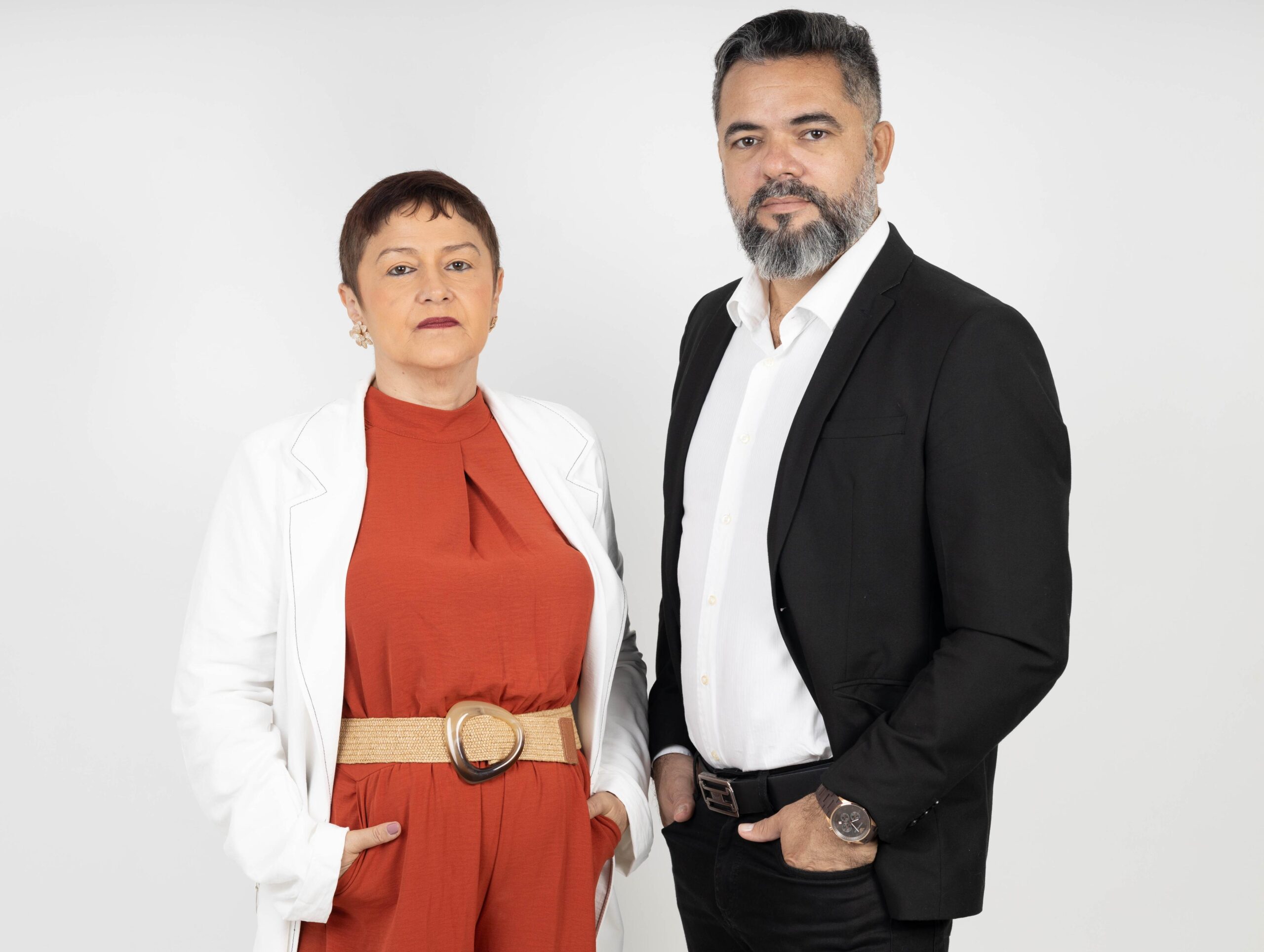 Chapa “API Unida e Renovada”, liderada pelos jornalistas Marcos Wéric e Karla Alencar, é a única inscrita e busca a reeleição
