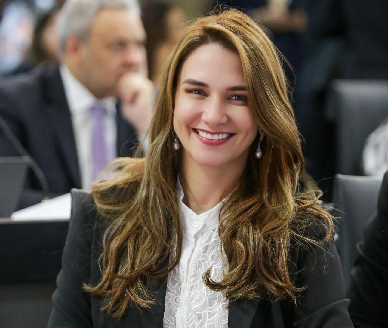 Michelle Ramalho, presidente da FPF, receberá Comenda do Mérito Futebolístico no Senado Federal