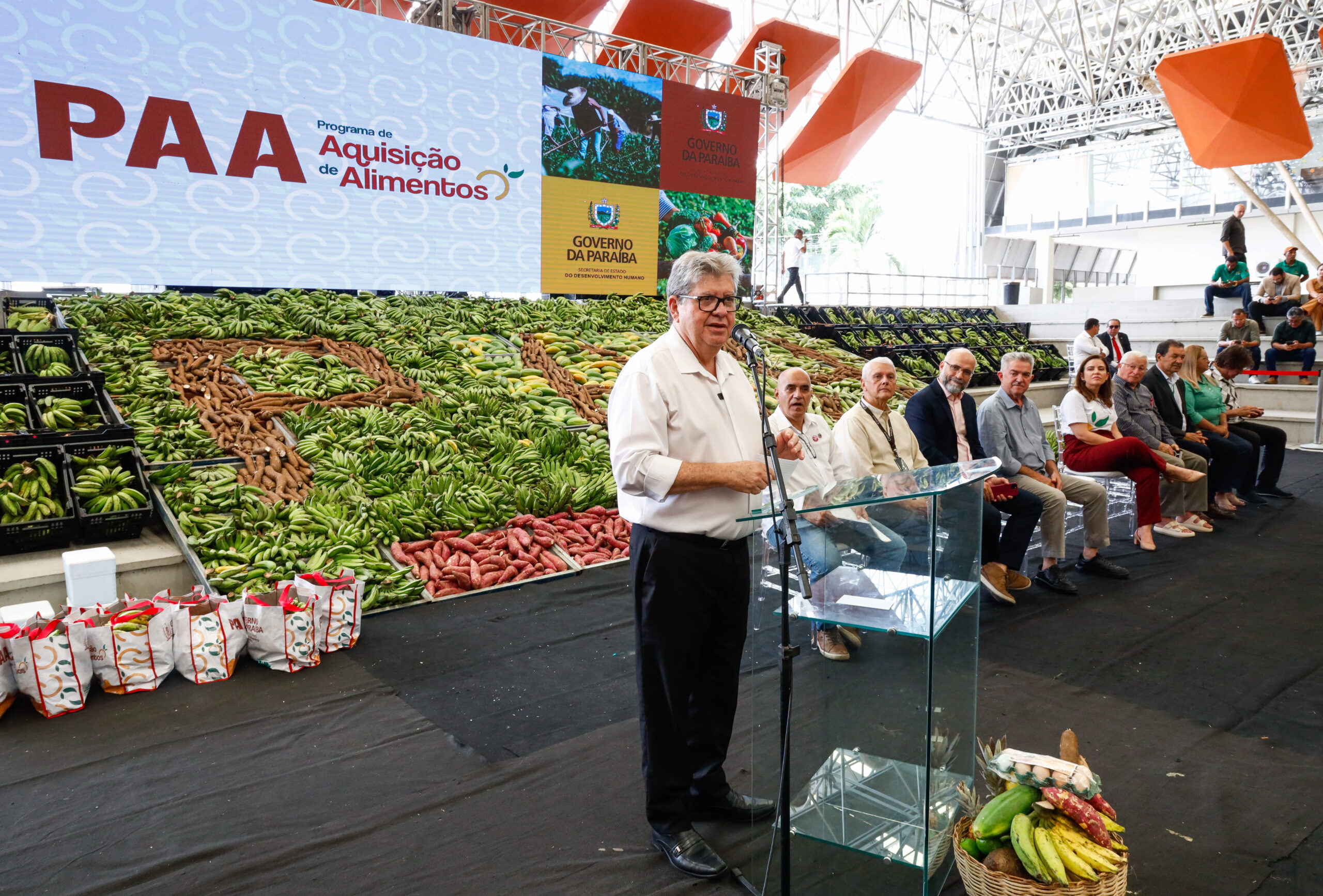 João Azevêdo autoriza investimentos de R$ 5,1 milhões na agricultura familiar e fortalece ações de segurança alimentar e geração de emprego e renda