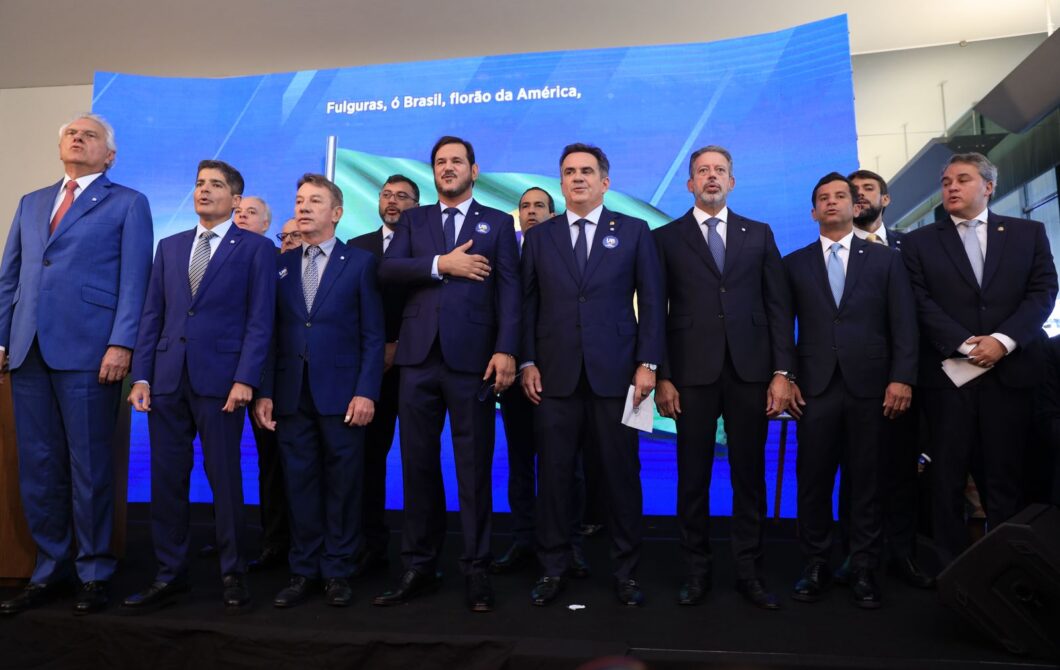 Progressistas e União Brasil formalizam 'superfederação' partidária em Brasília