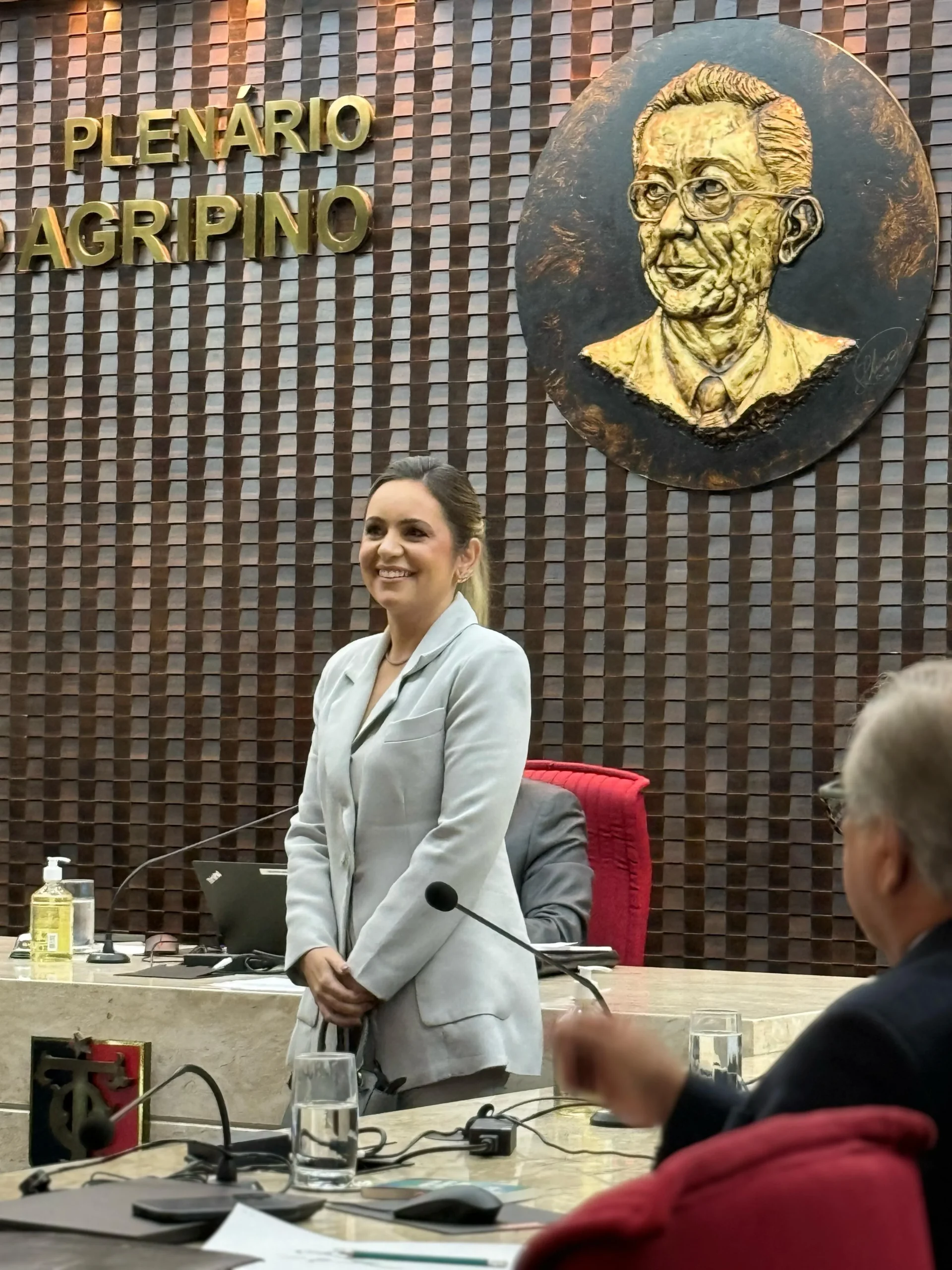 TCE-PB aprova por unanimidade a nomeação de Alanna Galdino, primeira mulher a ocupar o cargo de conselheira da Corte de Contas