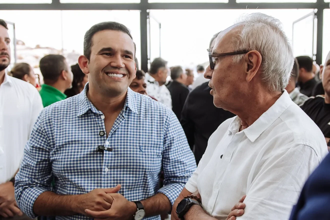 Cícero Lucena em encontro com Dr. Jhony, esta semana, em Campina Grande