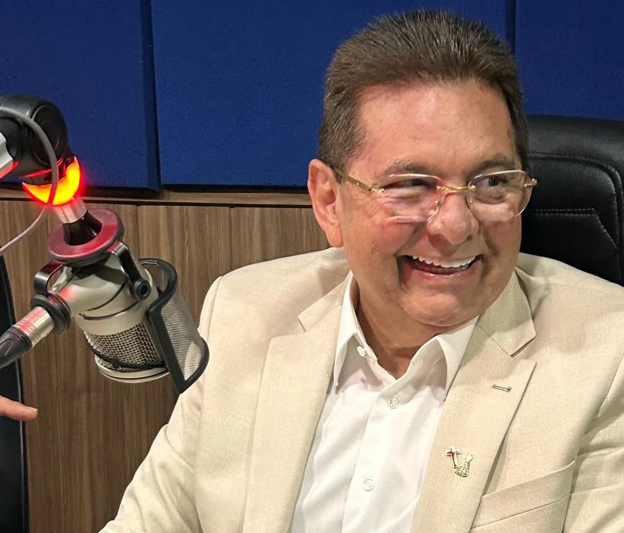 Adriano Galdino se mantém na disputa para 2026, mas reconhece que Hugo Motta une base do governo