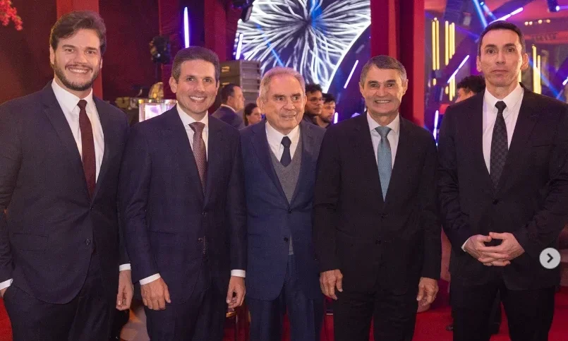 Aniversário de neta do ex-senador Raimundo Lira reúne políticos e empresários em noite prestigiada em Brasília