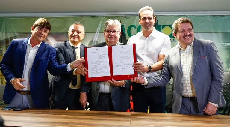 João Azevêdo autoriza medidas para fomentar o comércio e a economia de Campina Grande