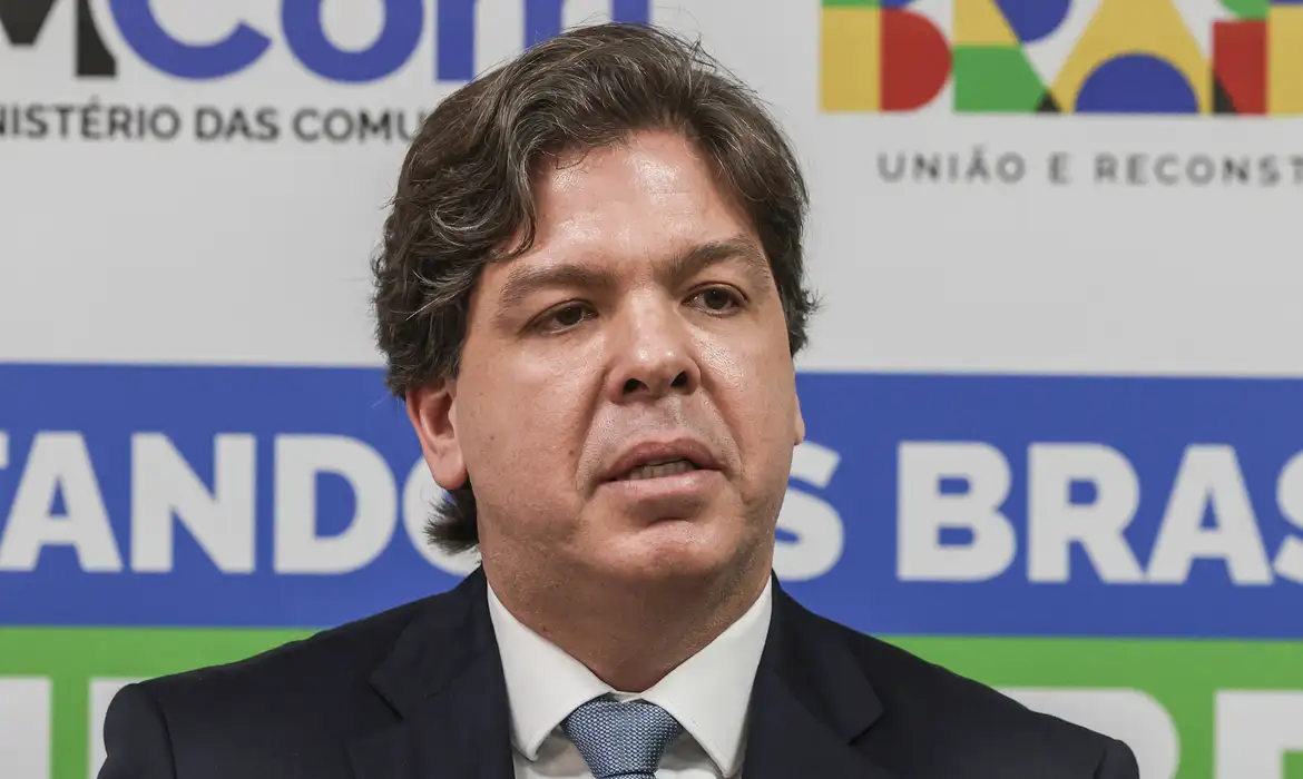 Após tomar posse, novo ministro das Comunicações anuncia que a TV 3.0 deve ser implementada em breve