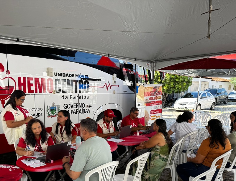 Várzea promove mutirão de saúde com médicos especialistas, coleta de sangue e Castramóvel para animais de rua