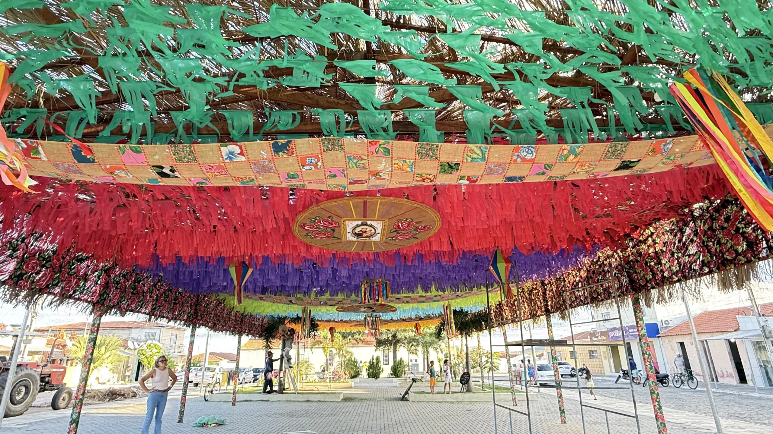 Várzea intensifica preparativos para o João Pedro 2025 com estrutura do Palhoção e Corredor do Forró