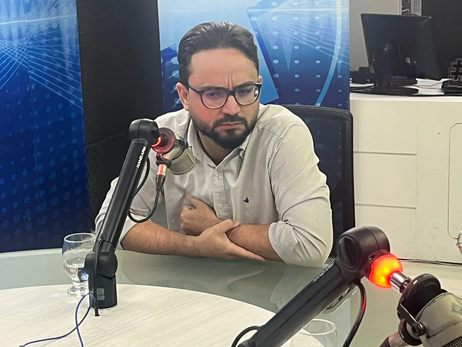 Tibério Limeira minimiza denúncias de deputados sobre uso da máquina pública por auxiliares do governo: 'ciumeira'