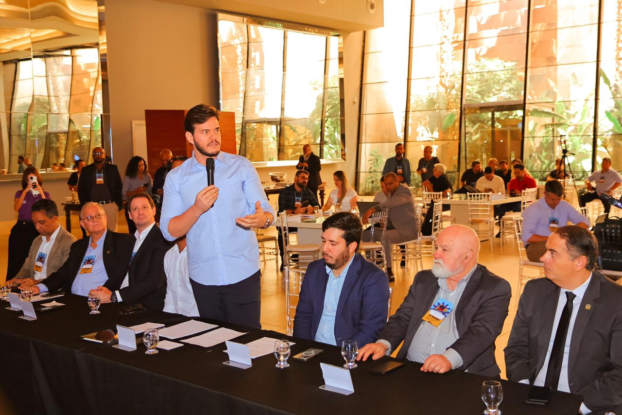Bruno destaca protagonismo de Campina Grande na mobilidade e projeta transformação no transporte coletivo
