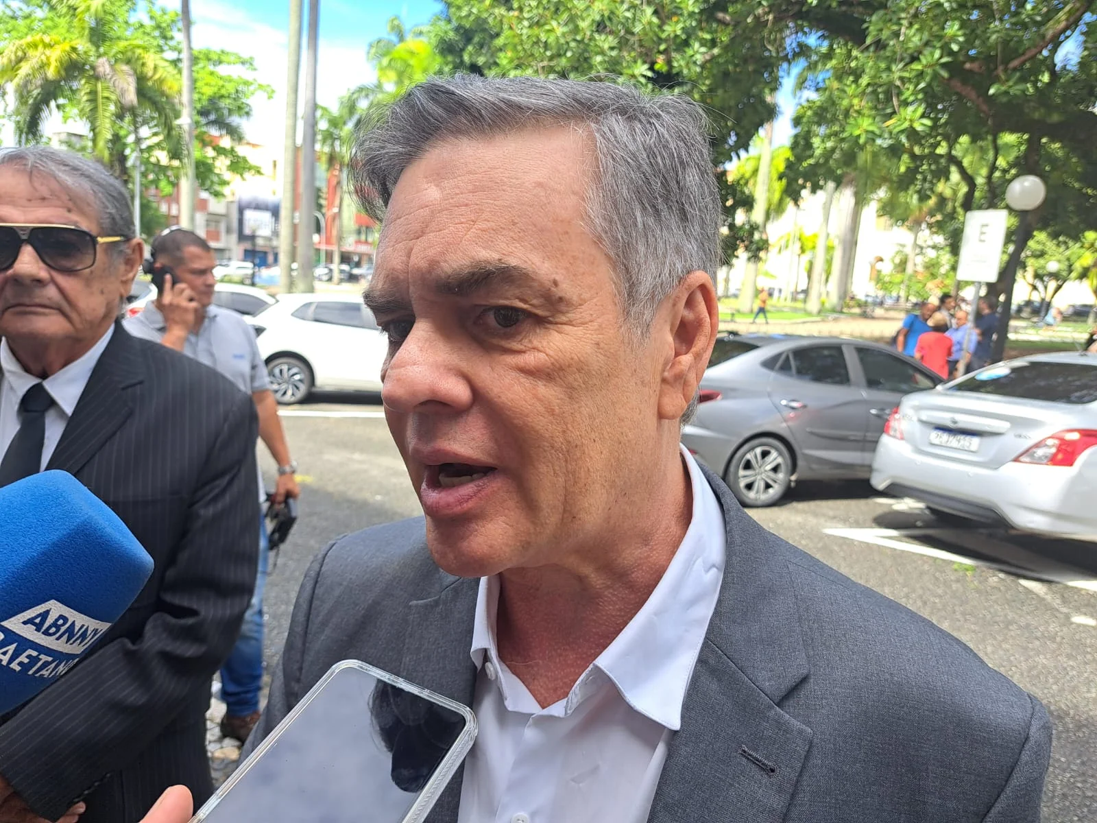 Cássio sinaliza reaproximação com Cícero e não descarta apoio em 2026: “Não tenho veto a ninguém”