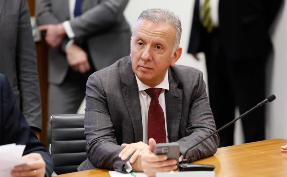 Aguinaldo Ribeiro será relator de projeto que revisa benefícios fiscais; votação deve ocorrer na próxima semana