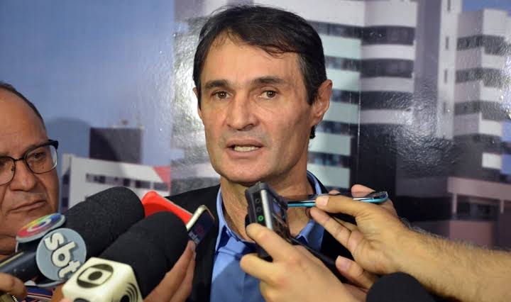Romero Rodrigues adota cautela sobre pré-candidatura de Efraim e cobra diálogo na oposição: “Nada pode ser decidido por antecipação”