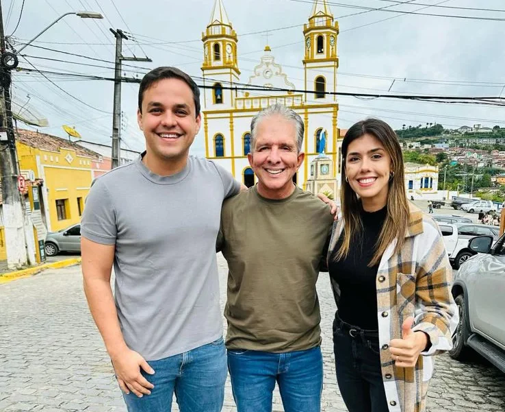 Prefeito de Bananeiras, Matheus Bezerra, declara apoio a Nabor Wanderley e, ao lado de João Azevêdo, confirma chapa com dois votos ao Senado Federal