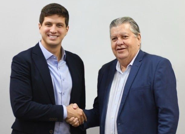 João Azevêdo recebe visita de João Campos e tratam de fortalecimento do PSB e experiências de gestão
