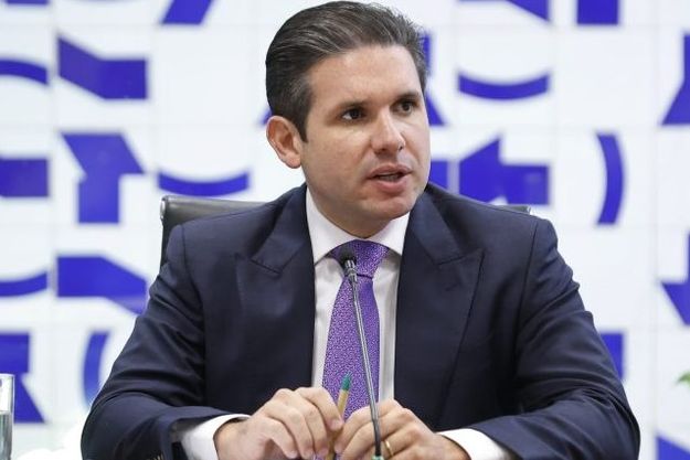 Hugo Motta afirma que não há clima para anistiar envolvidos em plano para 'matar pessoas' em tentativa de golpe