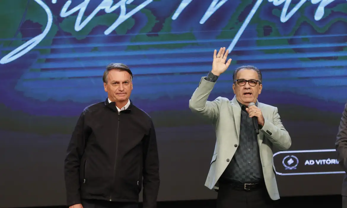 Em áudio para Bolsonaro, Silas Malafaia ataca Eduardo Bolsonaro por tarifaço: “Babaca, fala merda”