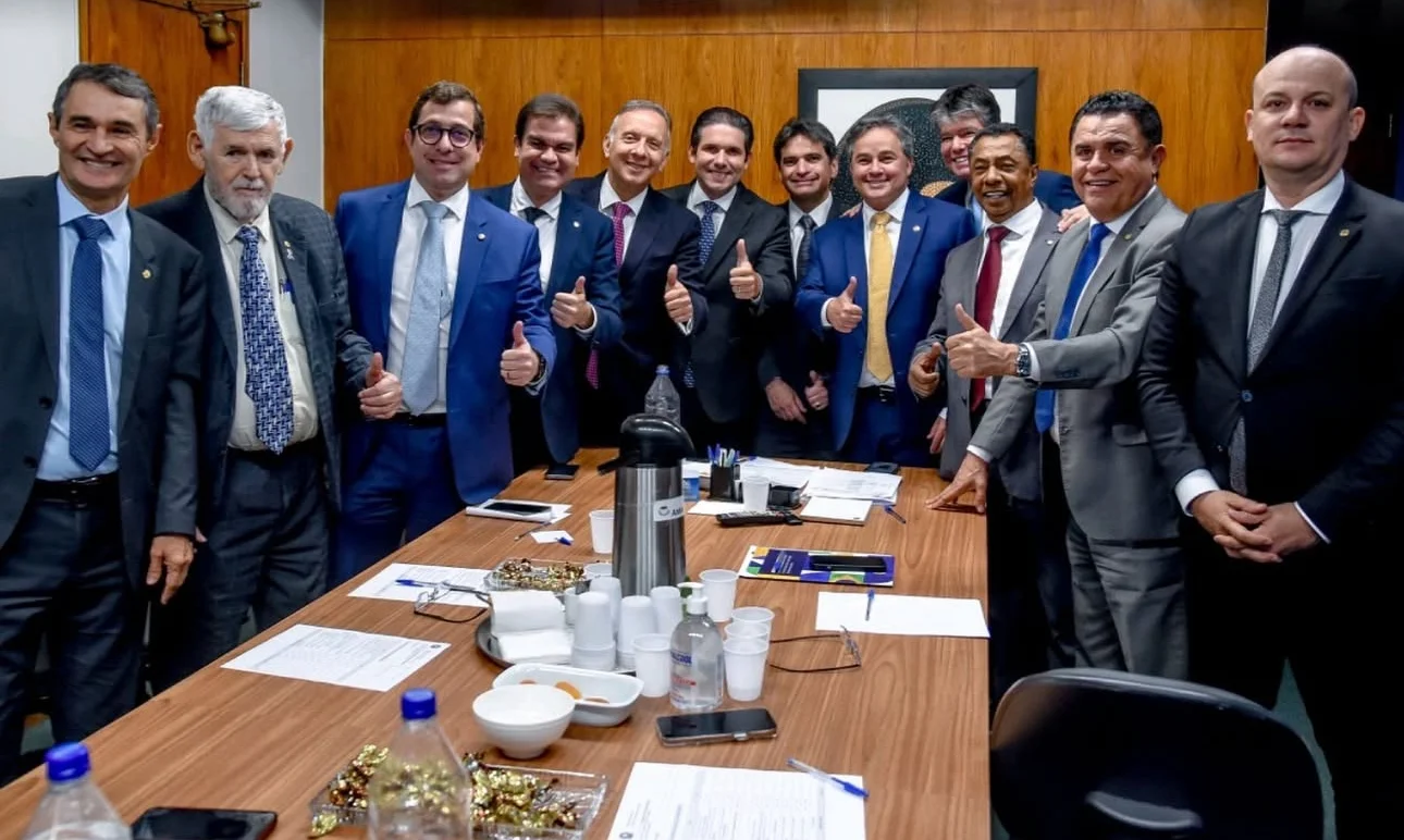 Maioria da bancada da Paraíba apoia urgência de projeto que pode anistiar golpistas do 8 de janeiro; confira
