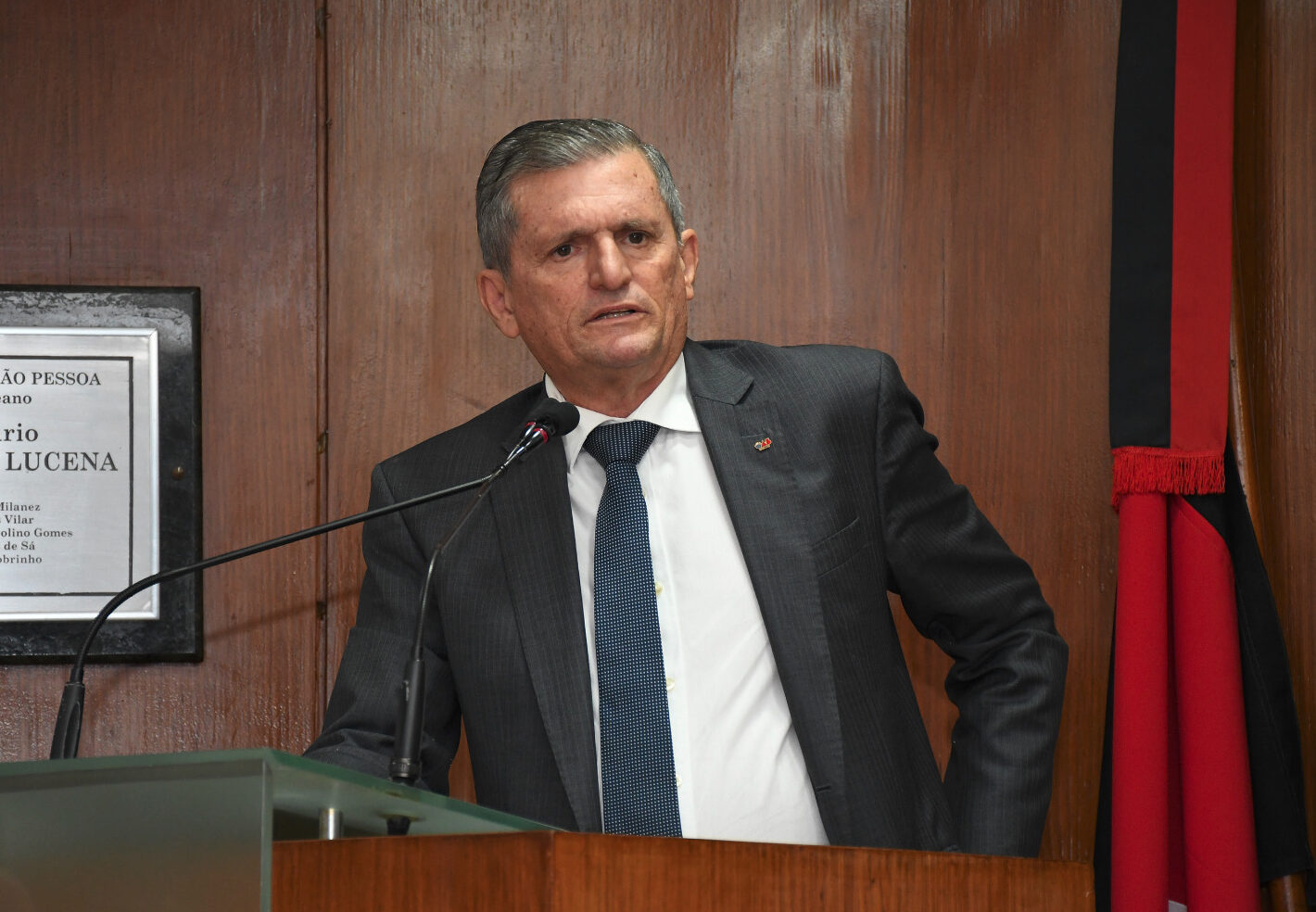 Odon Bezerra