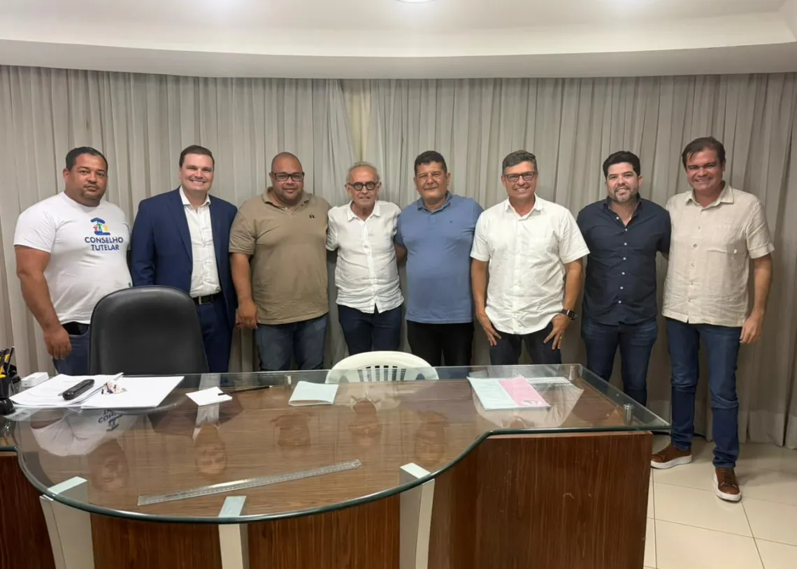 Lideranças de Conde anunciam adesão à pré-campanha de Cícero Lucena ao Governo do Estado