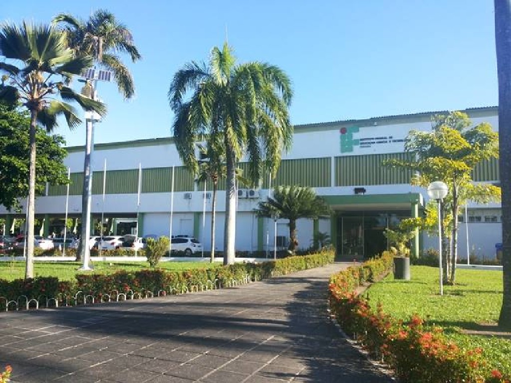 IFPB lança edital de concurso com 53 vagas para técnicos-administrativos e salários de até R$ 4,9 mil