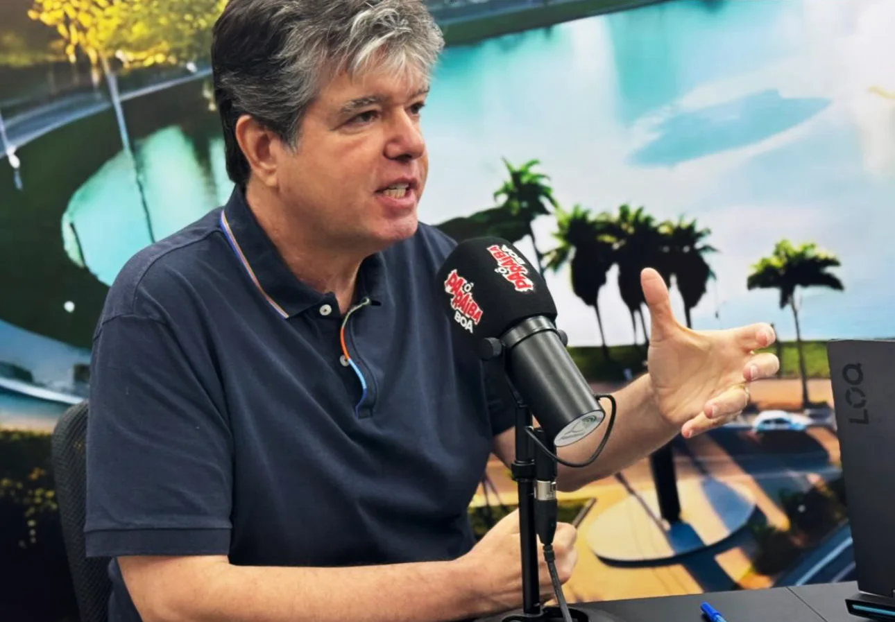 “Minha política é do trabalho, não de governo”, diz Ruy Carneiro ao recusar apoio a Cícero e Lucas