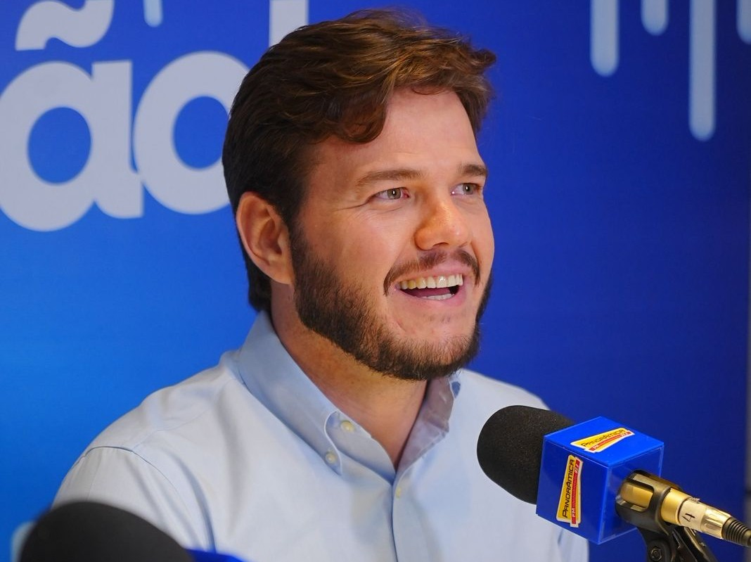 Bruno anuncia medidas de reestruturação da Saúde de Campina Grande e prazo para superação da crise no setor