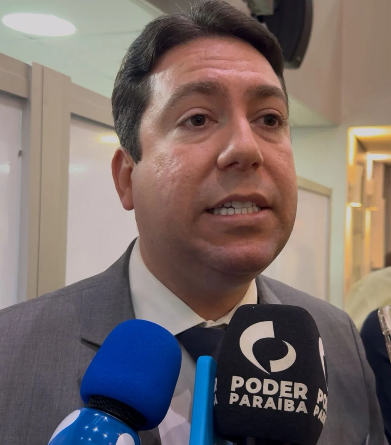 Felipe Leitão admite presença em reunião decisiva na Granja Santana, mas evita antecipar declaração de apoio a Lucas: “Ainda estou dialogando”