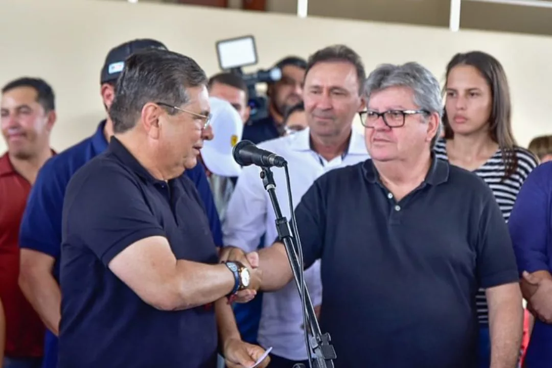 Após retirada de Galdino, João Azevêdo diz que gesto simboliza maturidade política e garante unidade em torno do projeto do governo para 2026