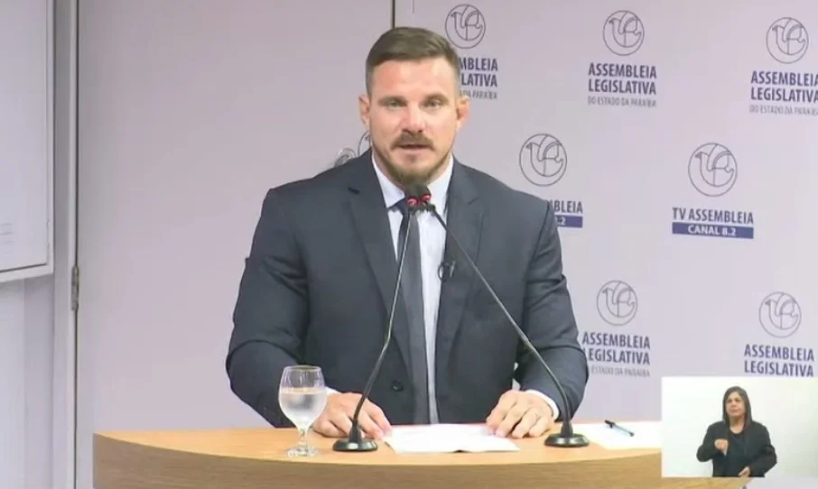 Vereador Tarcísio Jardim na CPI dos Combustíveis