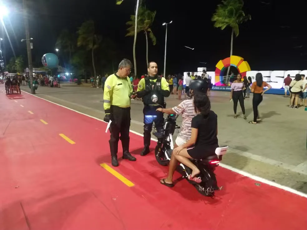 Patinetes elétricos — Foto: Semob-JP