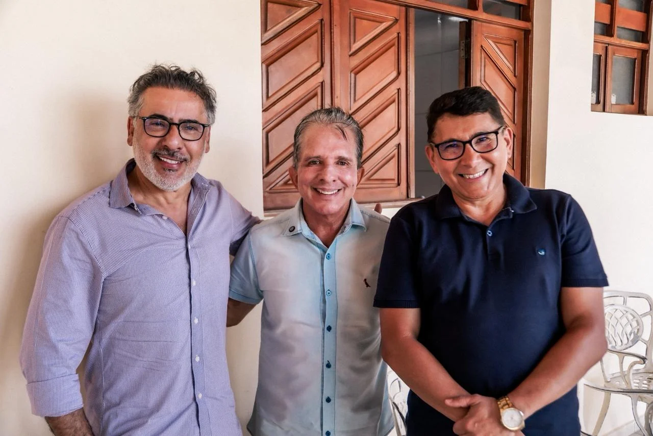 prefeito de Mogeiro, Antônio Ferreira (PL), anunciou nesta sexta-feira (12) o apoio à pré-candidatura do prefeito de Patos, Nabor Wanderley