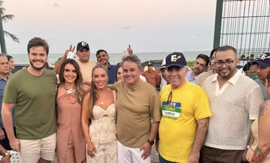 Efraim arma palanque em Cabedelo, reúne aliados e abre disputa por vaga de vice e Senado em chapa com a direita