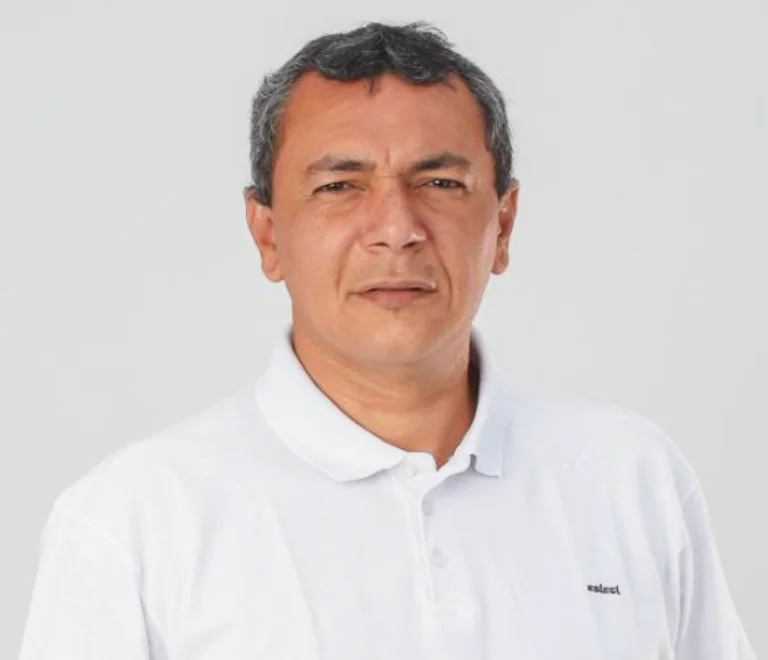 TCE-PB afasta denúncia de acúmulo de cargos contra presidente Félix Júnior, da Câmara de Santa Luzia