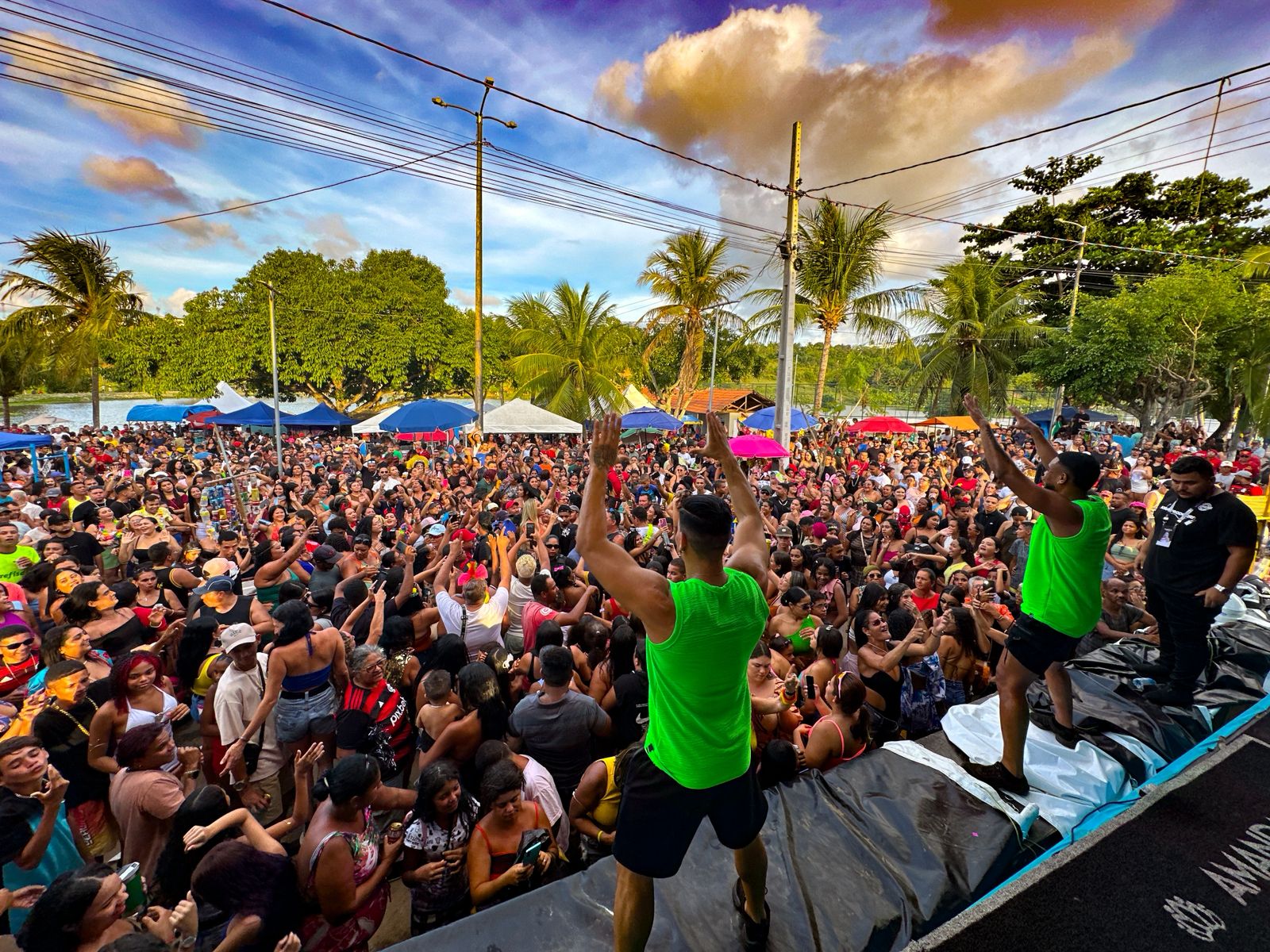 A cidade de Santa Rita viveu dias de intensa celebração durante o período carnavalesco, com uma programação que reuniu milhares de foliões.