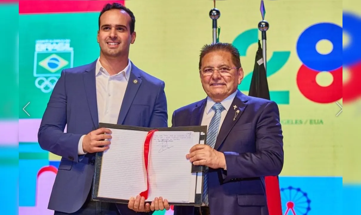 Adriano Galdino não descarta ser vice de Lucas Ribeiro, mas diz que prioridade é a reeleição