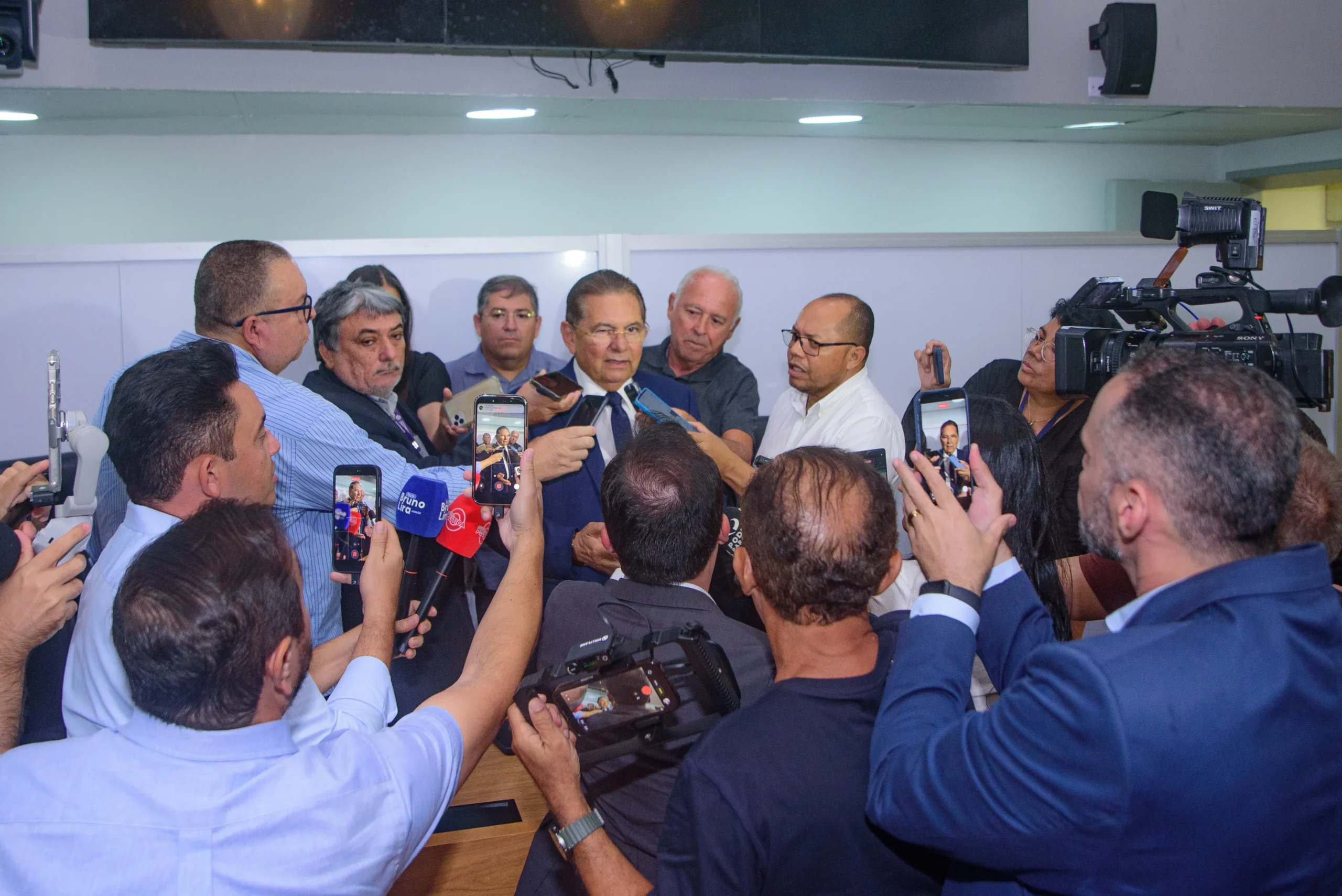 Adriano Galdino diz que escolha do vice de Lucas Ribeiro deve ocorrer “aos 45 do segundo tempo” e afirma nunca ter sido procurado para a vaga